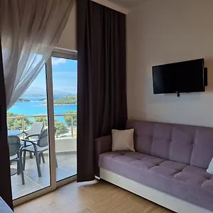 Queen Margaret Seaside Otel Ksamil