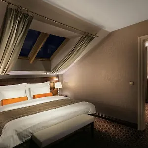 Otel Cosmopolitan, Prag