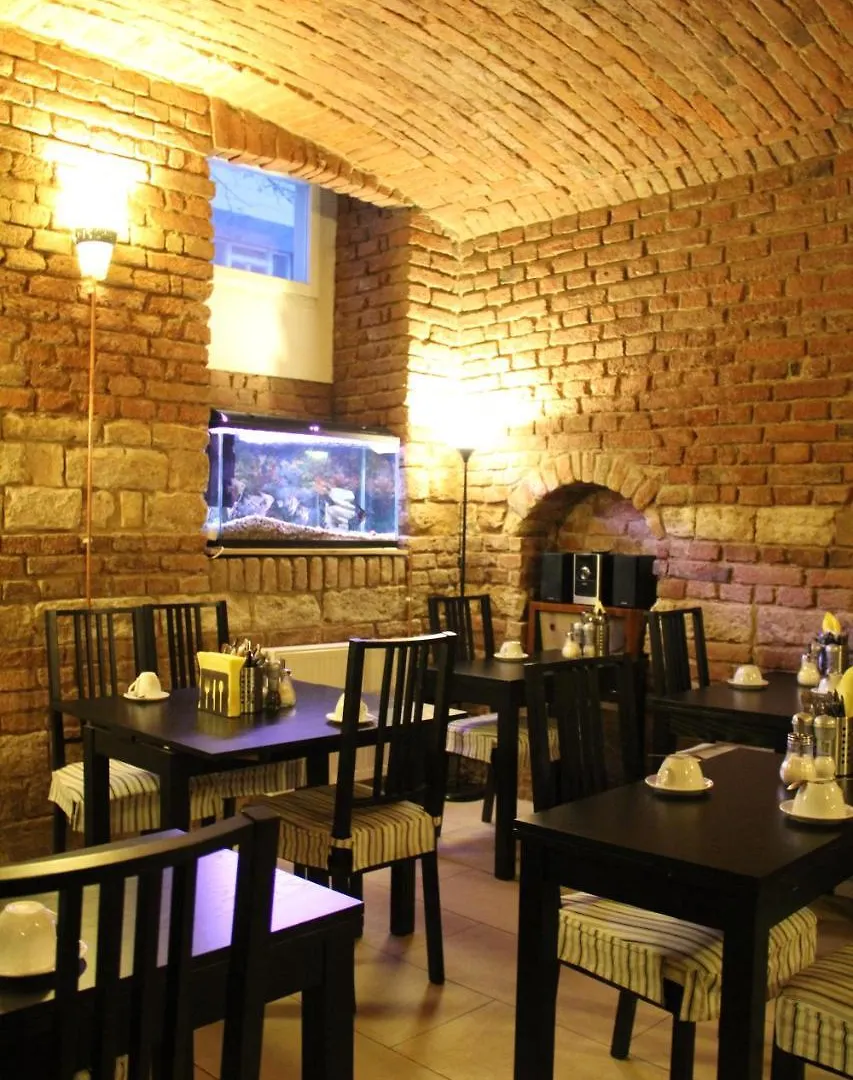 Hotel Unique Prague 4*,